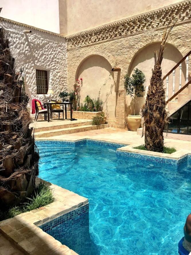 Riad Dar El Caid - Palais XIII Siecle Tozeur Kültér fotó