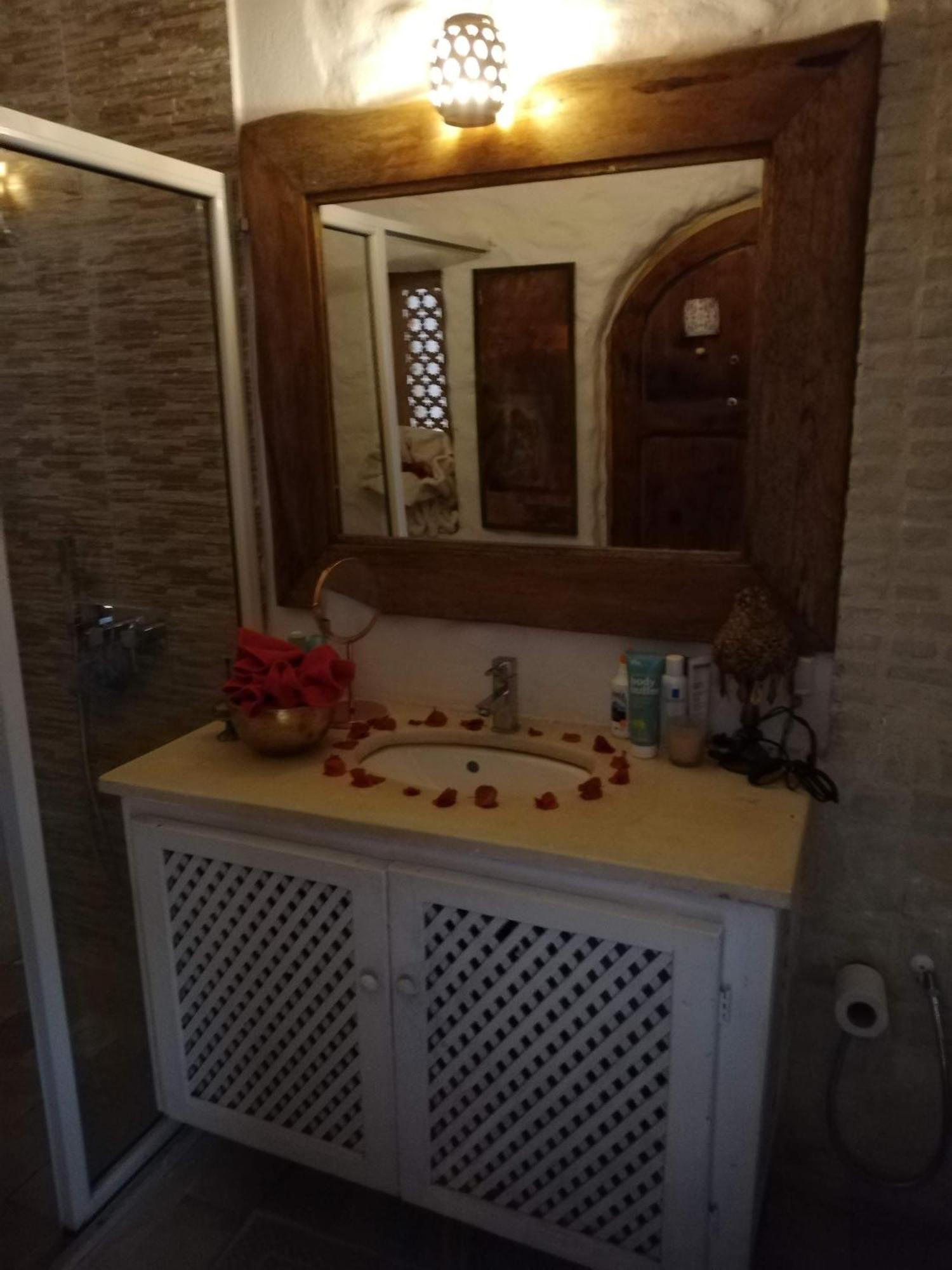 Riad Dar El Caid - Palais XIII Siecle Tozeur Kültér fotó