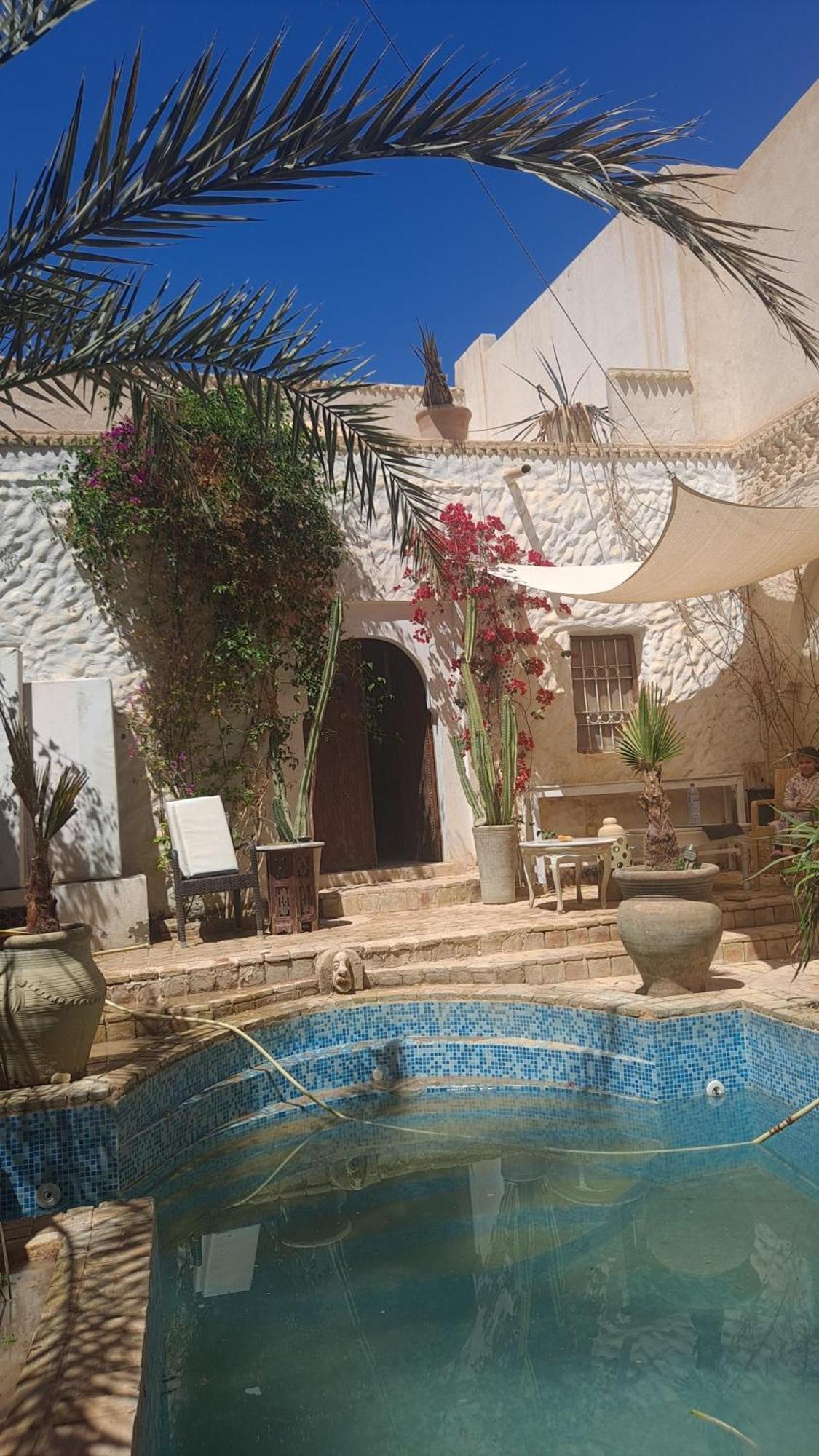 Riad Dar El Caid - Palais XIII Siecle Tozeur Kültér fotó